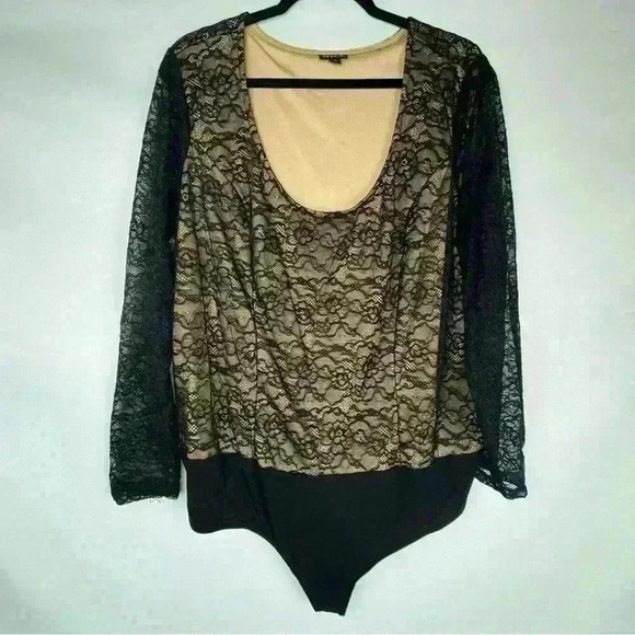 Torrid Bodysuit Black Lace Lined Stretch Long Sleeve Scoop Neck - Picture 3 of 9